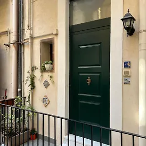 Ciuriciuri Storico Nel Centro Di Appartamento Aeroporto di Catania Fontana Rossa