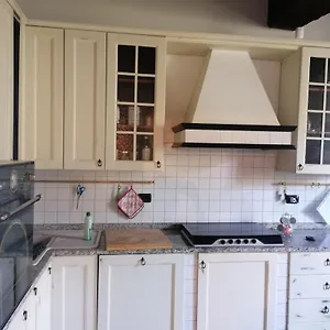 Appartamento In Storica Cascina Lombarda, Cusago